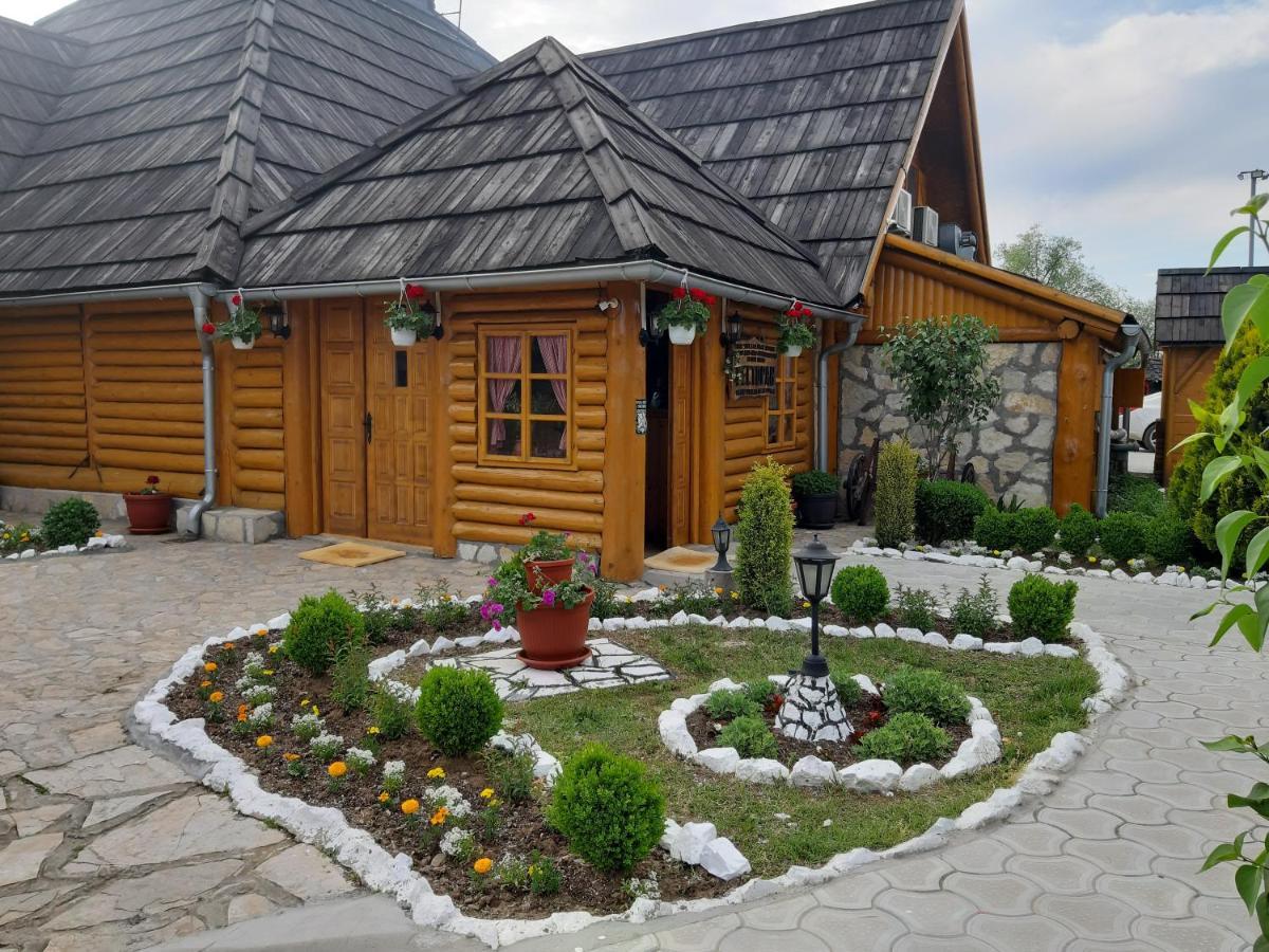 Etno Selo Moravski Konaci Velika Plana Exterior photo